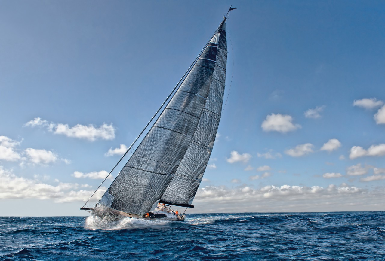 Yachting your own boat: A complete guide for those who want more than just a charter