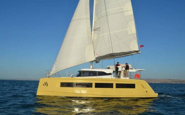 Aventura 45 Art J