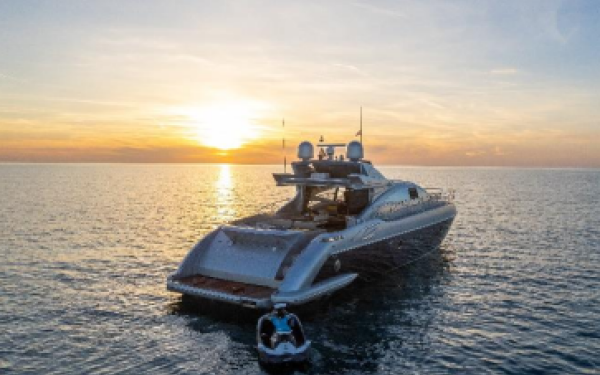 Azimut 68S Moro
