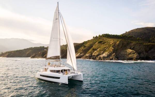 Bali 4.6 Sail and Travel