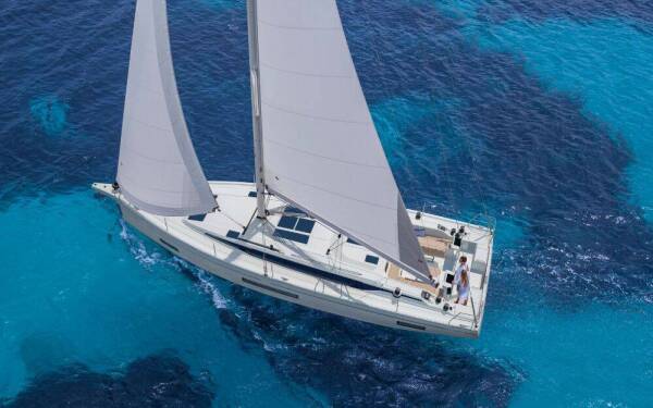 Bavaria C46 Naos