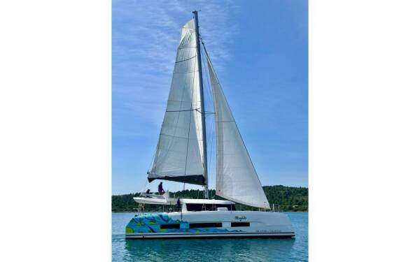 Dufour 48 Catamaran Mojito