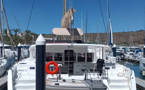 Lagoon 450 F NININ 