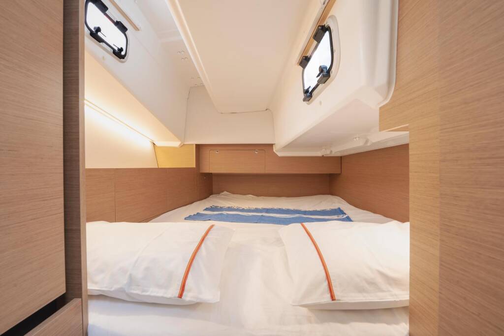 Sun Odyssey 350 NN1